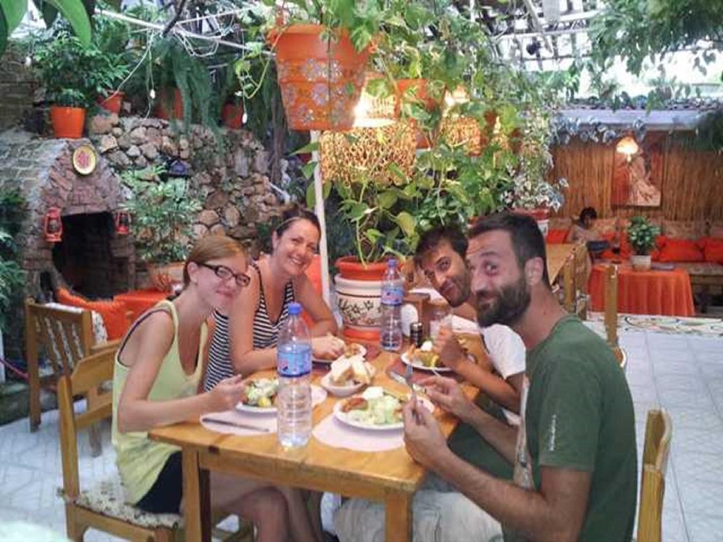 Ferah Hostel Monica'S Place 페티예 외부 사진