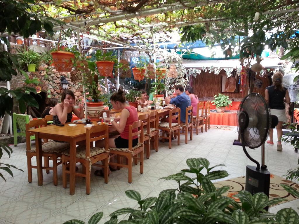 Ferah Hostel Monica'S Place 페티예 외부 사진